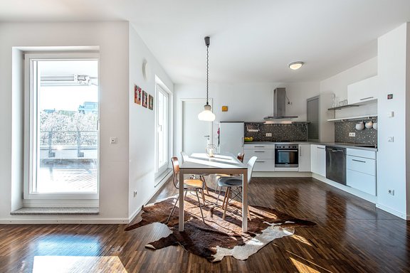 Open kitchen with terrace access