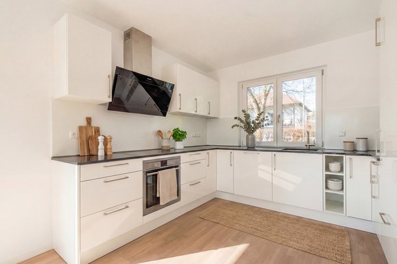 Modern fitted kitchen
