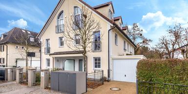 Moderne Haushälfte mit 6 Zimmern in ruhiger Bestlage