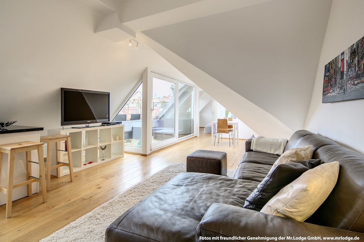 Open living area to the roof terrace