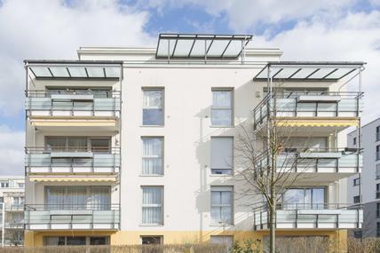 Moderne, helle 4-Zimmer-Wohnung mit idealem Schnitt und sonnigem Westbalkon