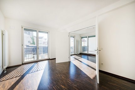 Living room with loggia