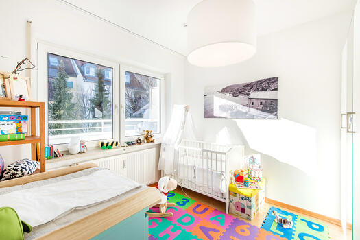 Bright children's room, guest room or study