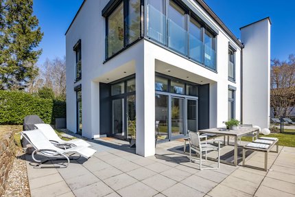 Sonnige Süd-West-Terrasse