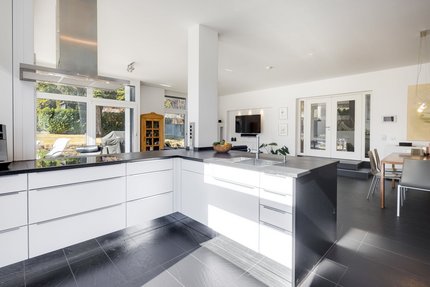 Wohnen, essen und kochen