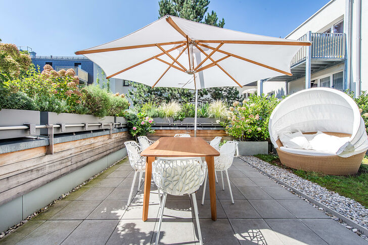 Sonnige Terrasse