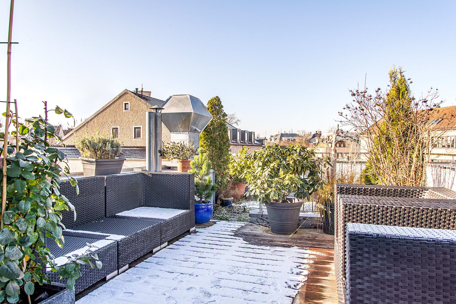 Sonniges Rooftop