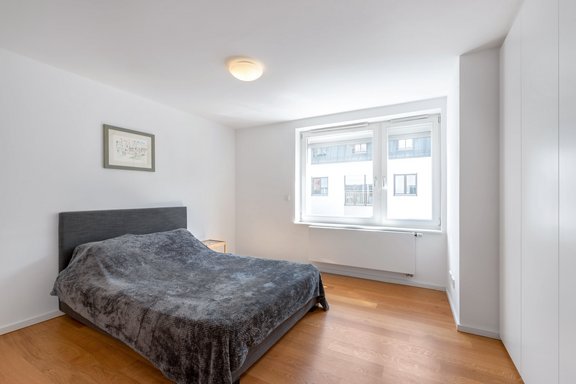 Schlafzimmer mit Einbauschrank