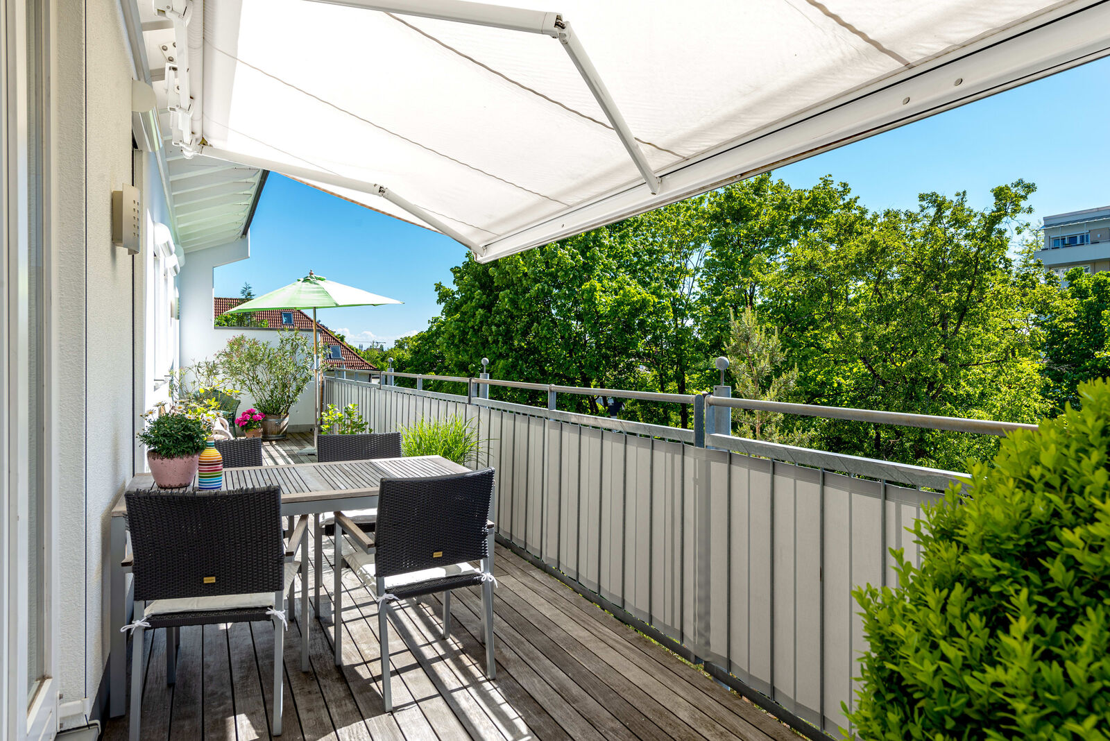 Sonniges Outdoor-Paradies