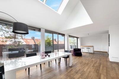 Modern, sunny 4-room maisonette with roof terraces