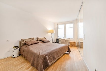 Gut geschnittenes Schlafzimmer