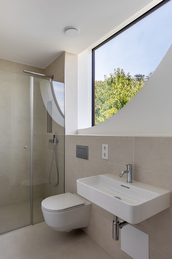Bright shower room on the upper floor