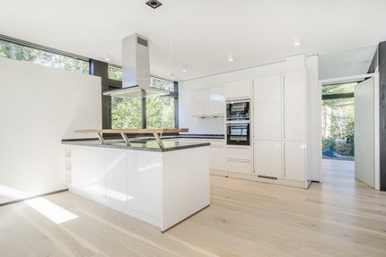 High quality fitted kitchen