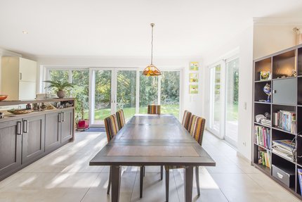 Attractive dining area