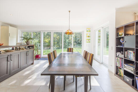 Attractive dining area