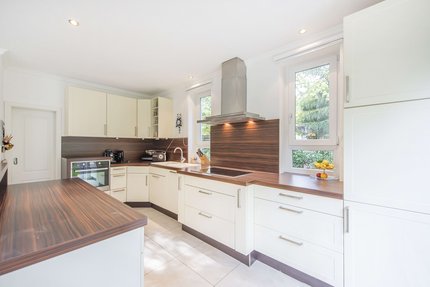 High quality fitted kitchen