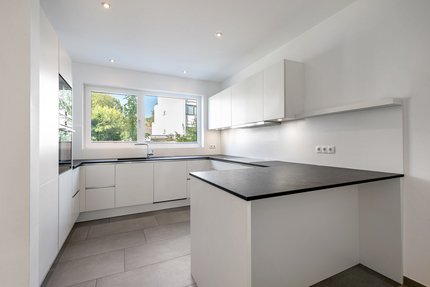 Zeitlose Schreinerküche