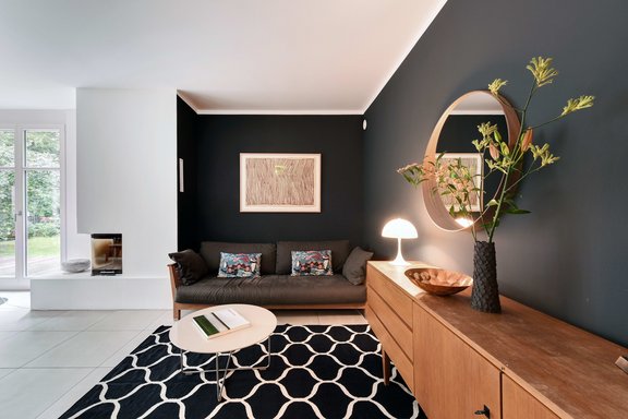 Living area with open fireplace