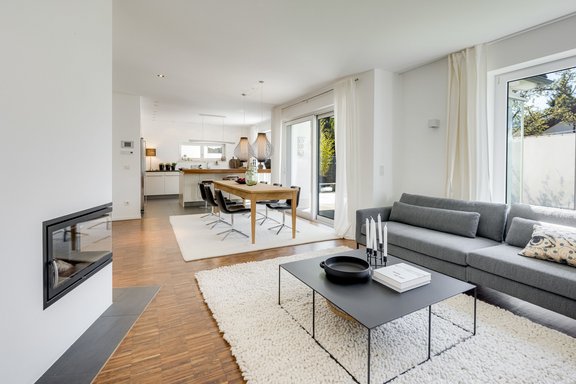 Wohnbereich mit Kamin