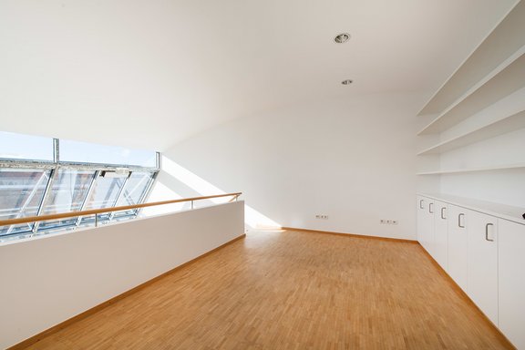 Gallery with practical fixtures