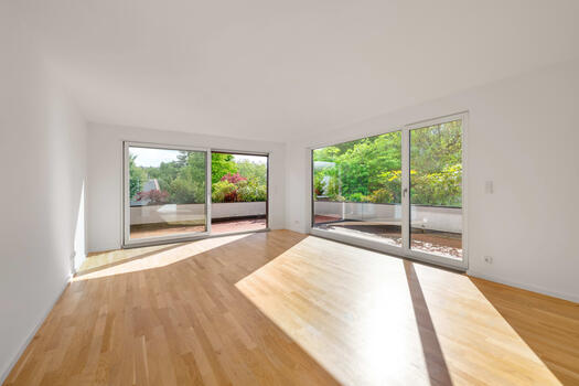 Light flooded living area