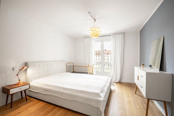 Gut geschnittenes Schlafzimmer