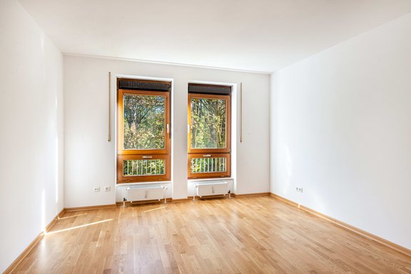 Modernisierte 2ZimmerWohnung mit Westbalkon und Wohnküche nähe
