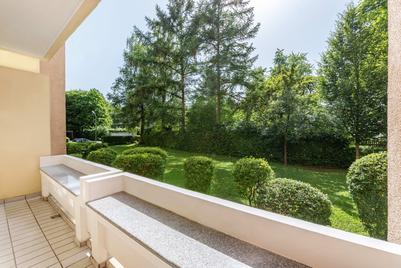 Modernisierte, helle 3-Zimmer-Wohnung mit zwei Balkonen