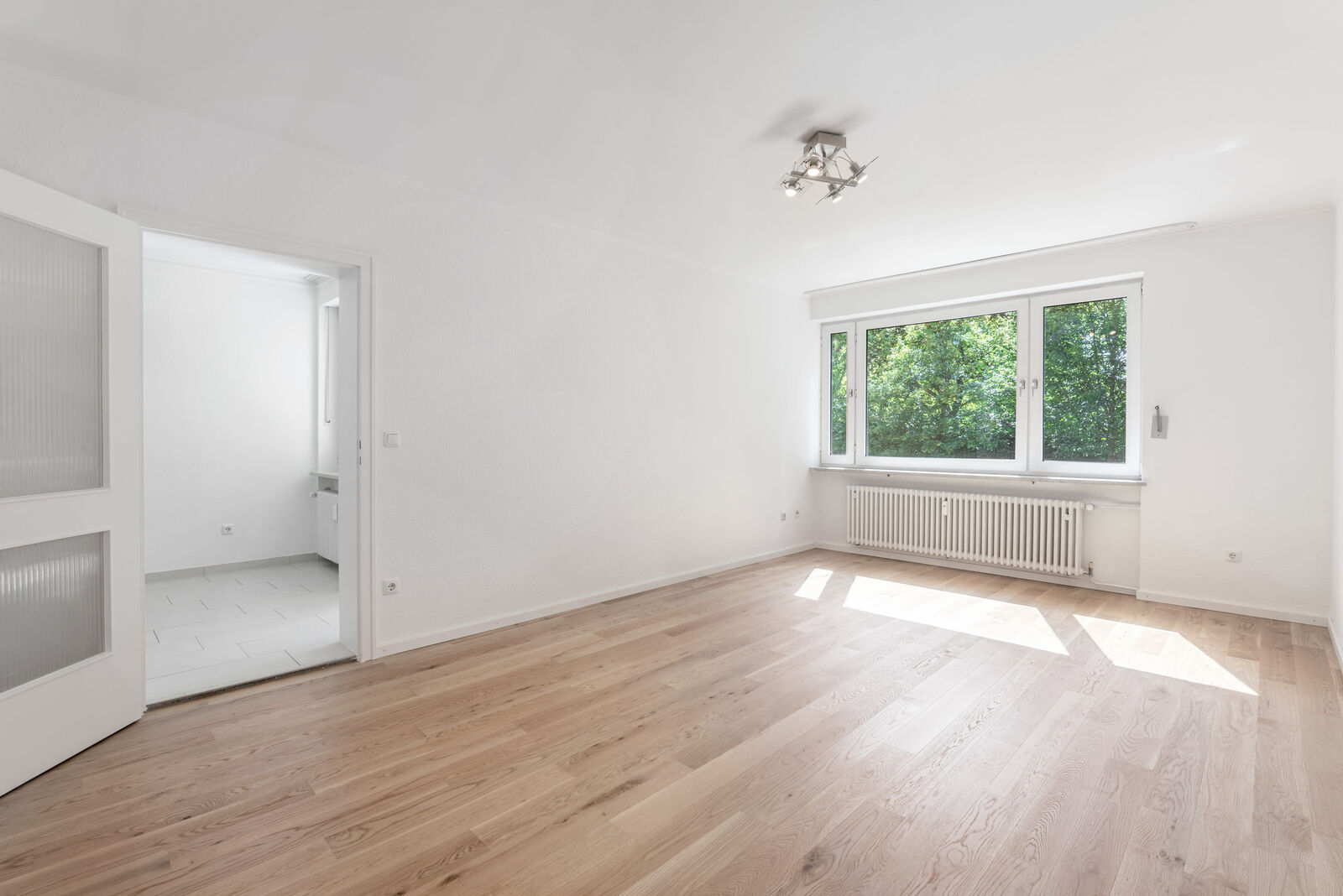 Helles Wohnzimmer