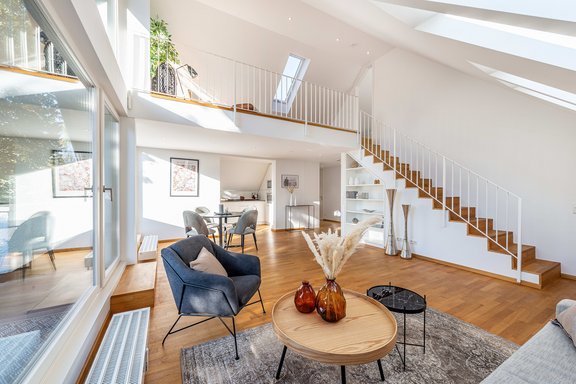 Stilvoller Wohn-/Essbereich