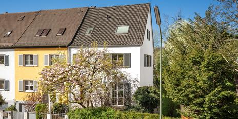 Modernisiertes Stadthaus von 1934 im begehrten, familienfreundlichen Gern