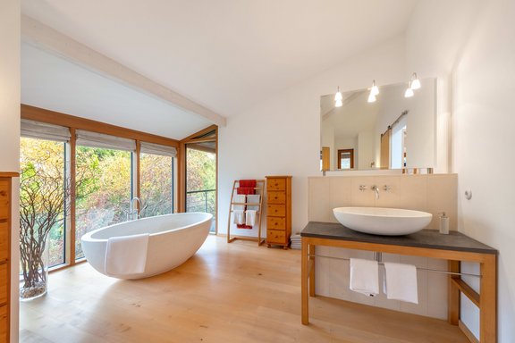 Timeless bathroom design