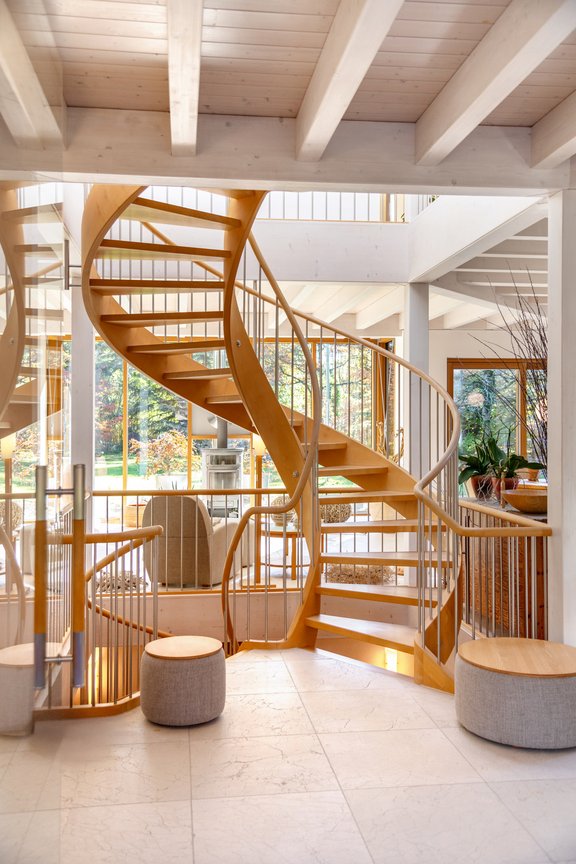 Aesthetic connection of all floors