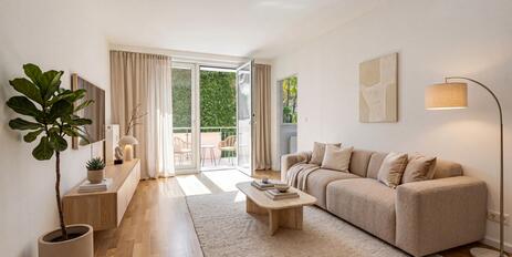 Nähe Apple, Google und Unis: Bezugsbereite, gut geschnittene 2-Zimmer-Wohnung mit Balkon in Hoflage
