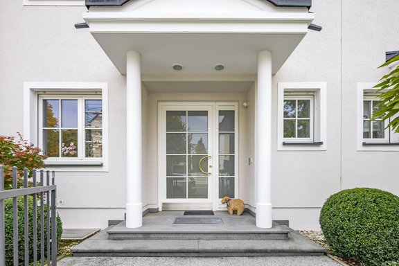 Stilvoller Eingangsbereich