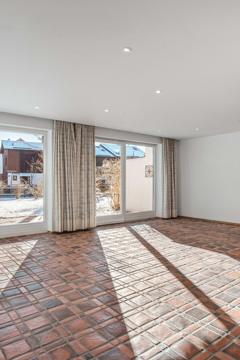 Wohnbereich mit offenem Kamin