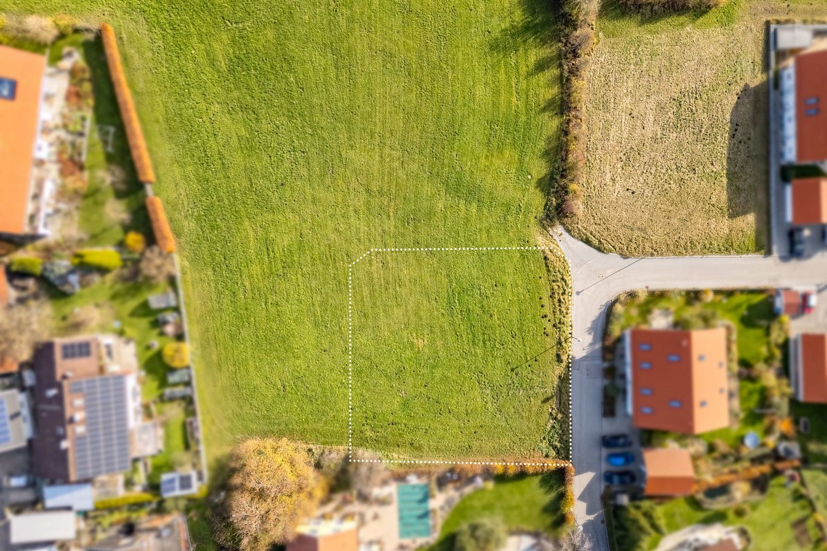 Ideally cut building plot