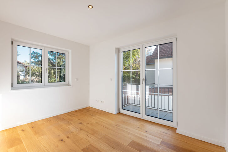 (Kinder-)Zimmer mit Balkon