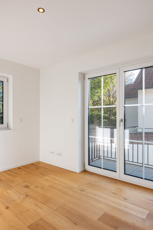 (Kinder-)Zimmer mit Balkon