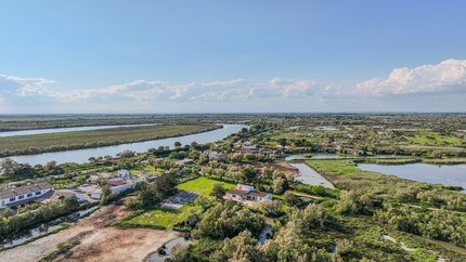 Salzwiesen und Kanäle