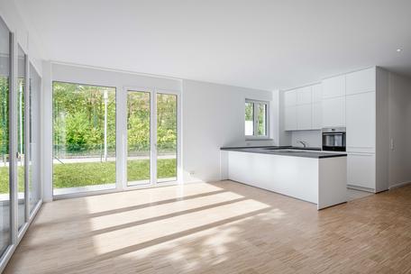 New construction/first occupancy: 4 architect townhouses with heat pumps in very quiet location