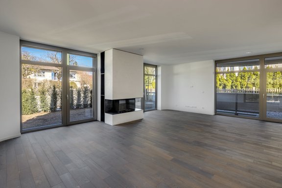 Wohnbereich mit Kamin