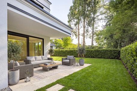 Neubau/Erstbezug: Hochklassige 4-Zimmer-Gartenwohnung in exklusiver Stadtvilla