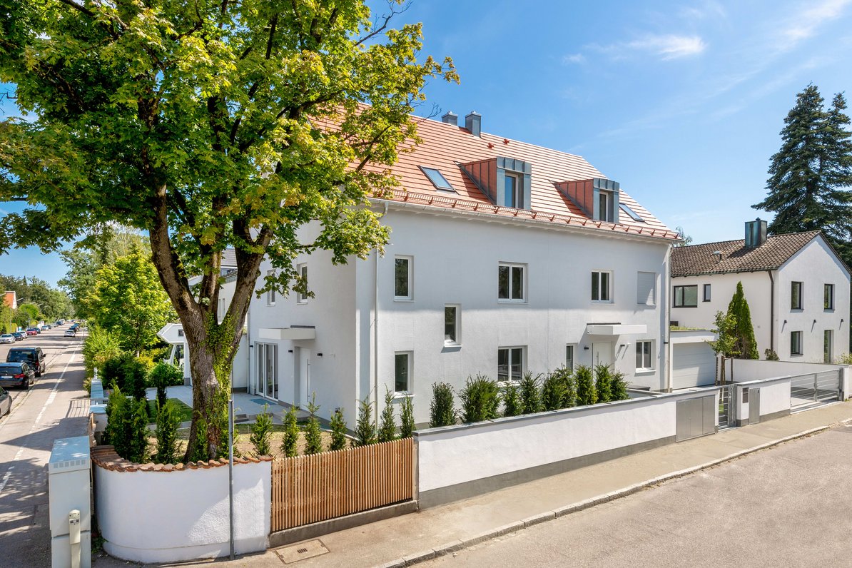 Hochwertige Neubau-Haushälfte