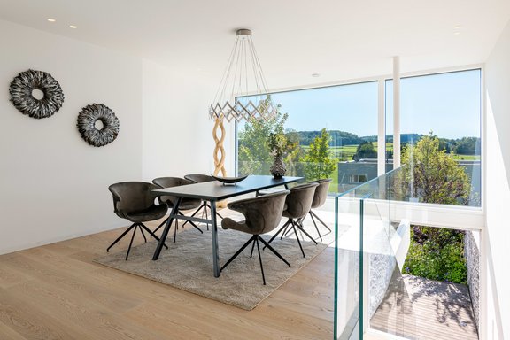 Essbereich mit Traumblick