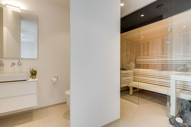 Sauna- und Relaxbereich