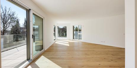 New build: Exquisite penthouse over approx. 196 m² with private elevator access and fantastic roof terrace