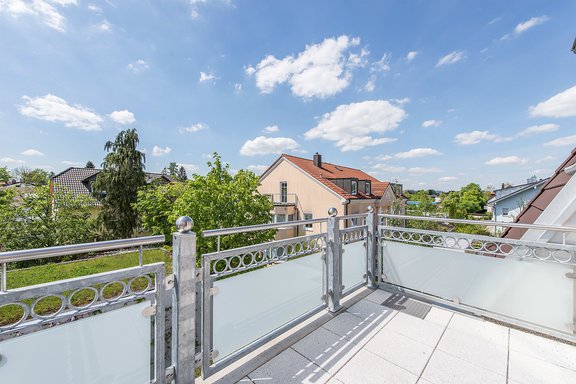- mit Zugang zur Westterrasse