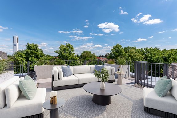 Spectacular rooftop terrace with 360° panoramic view (virtually furnished)