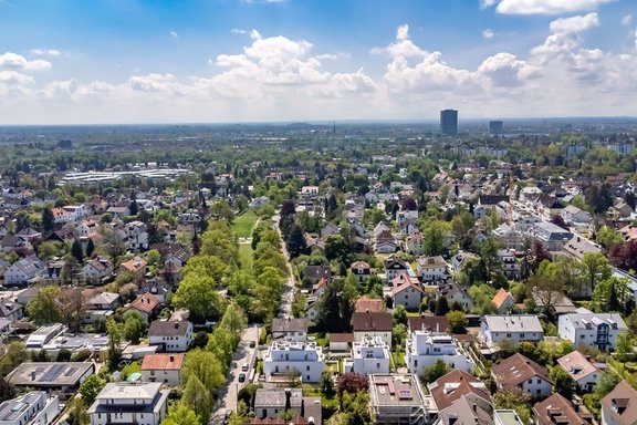 Quiet, well-kept location (Bogenhausen-Denning)